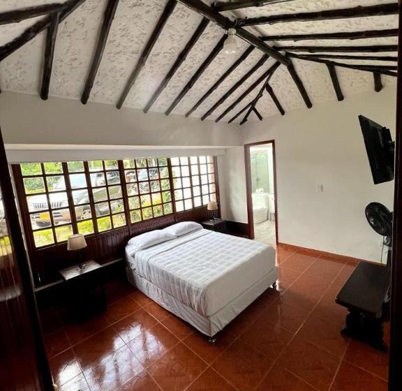 Отель Chalet El Castillo By Majuva