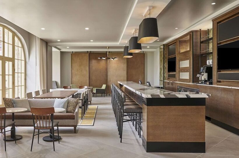 هتل Hyatt House Chicago Medical/university District