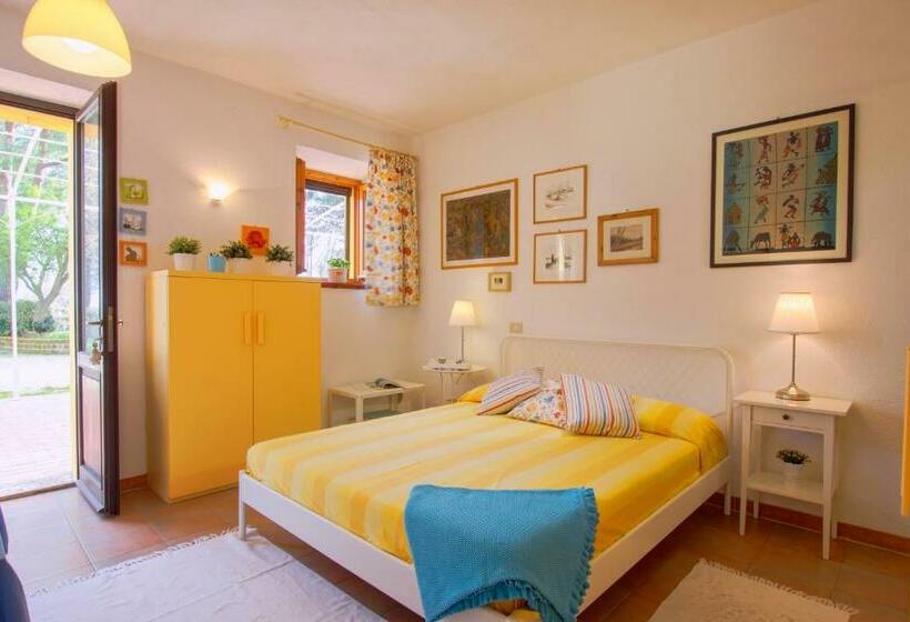 هتل Il Casale Di Montefreddo