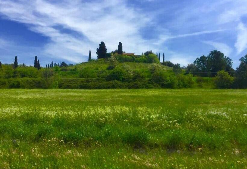 فندق Il Girasole Terzuolo