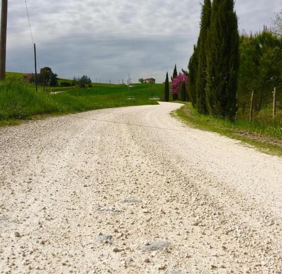 فندق Il Girasole Terzuolo