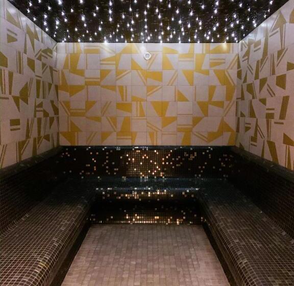 Отель Les Dependances De Chapeau Cornu