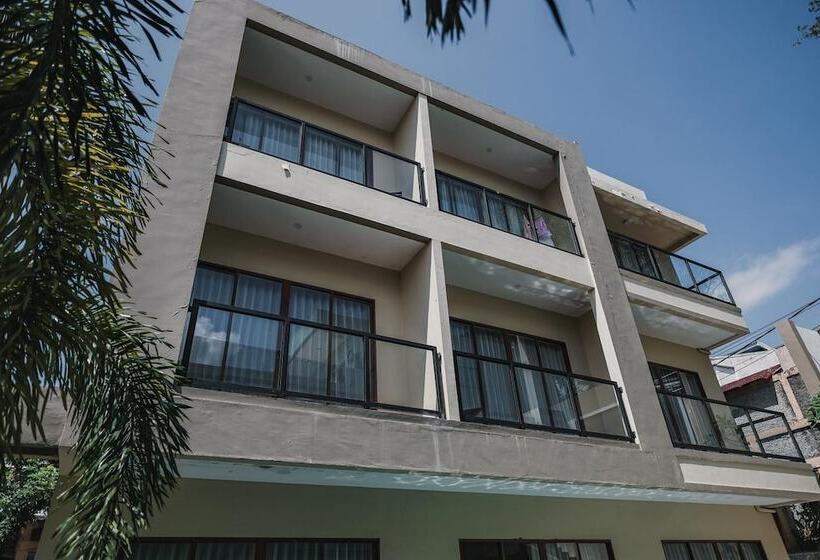 فندق Reddoorz Premium @ Permata Baloi Green