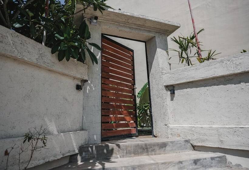 فندق Reddoorz Premium @ Permata Baloi Green