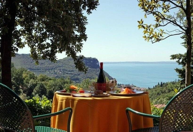 فندق Residence Madrigale