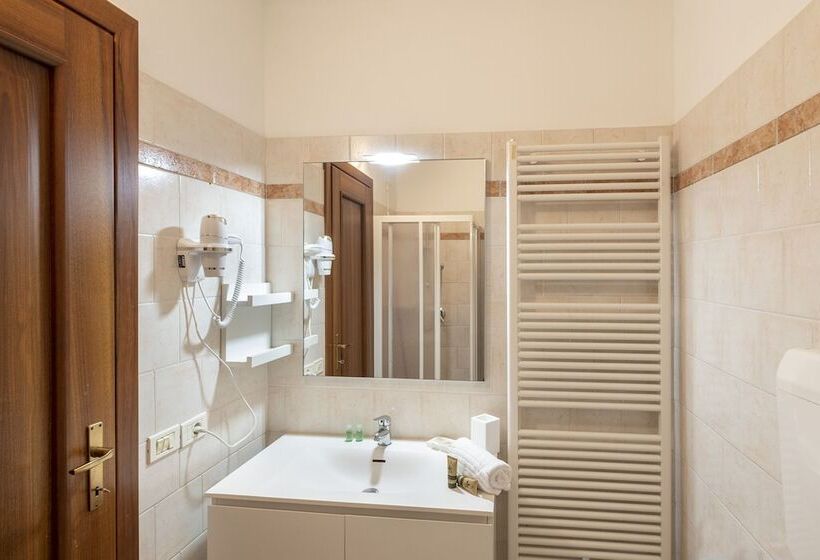 בית מלון כפרי Residence Pineta Campi