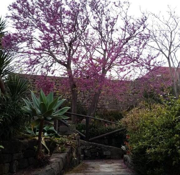 هتل Resort La Casa Dei Fiori