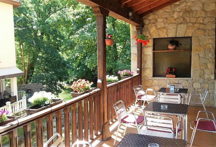 هتل Rural Cabrales