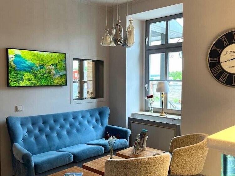 ホテル Zur Kaiserpfalz