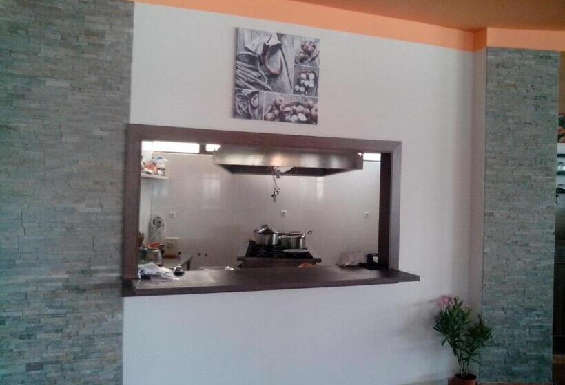 La Piazza Primorsko Rooms & Apartments