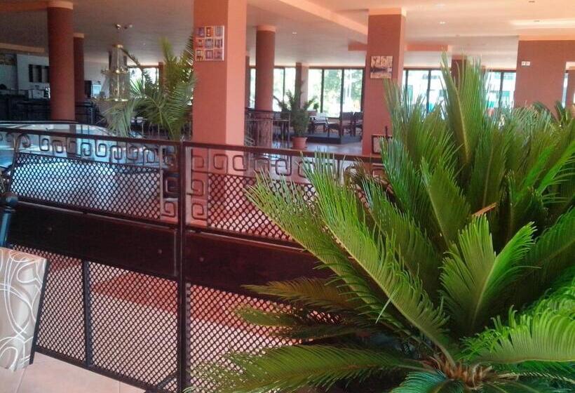 La Piazza Primorsko Rooms & Apartments