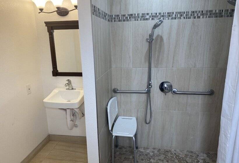 فندق على الطريق Sun Valley Inn