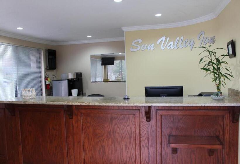 فندق على الطريق Sun Valley Inn