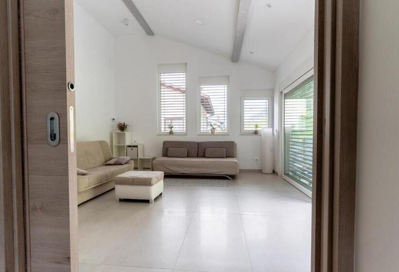 پانسیون Apartment Kanalec