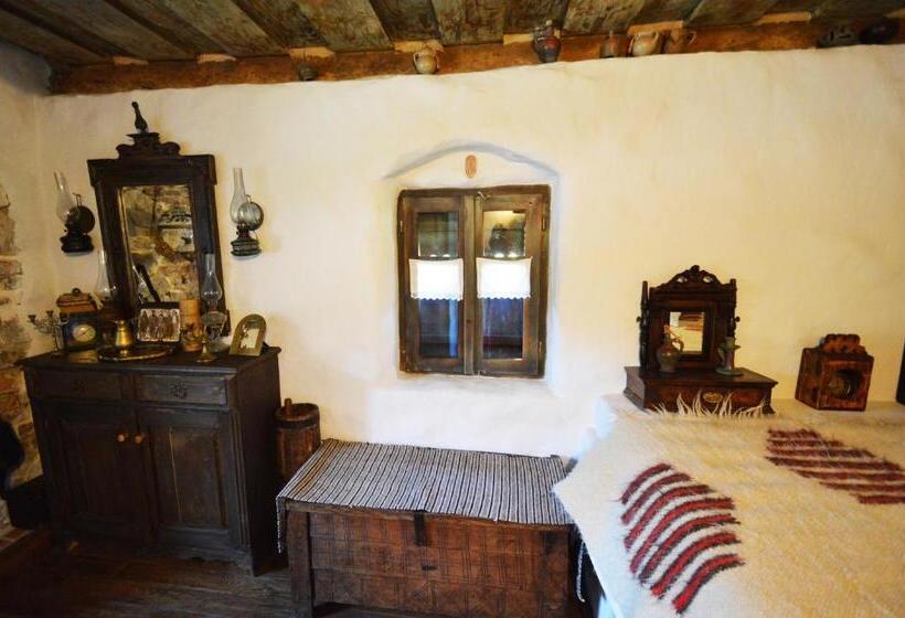 بنسيون Arts And Crafts Guesthouse