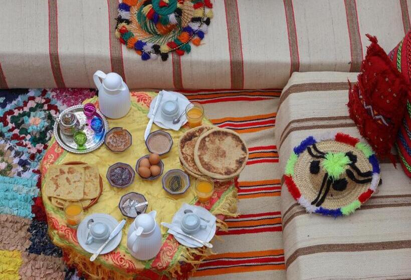 פנסיון Auberge Atlas Tamatertt