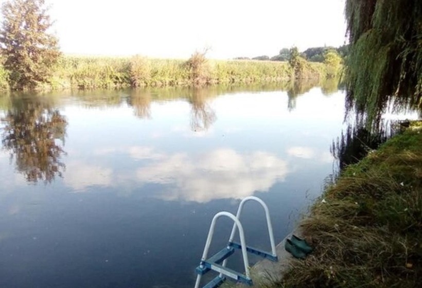 פנסיון Caravane Eriba Au Bord De L Eure