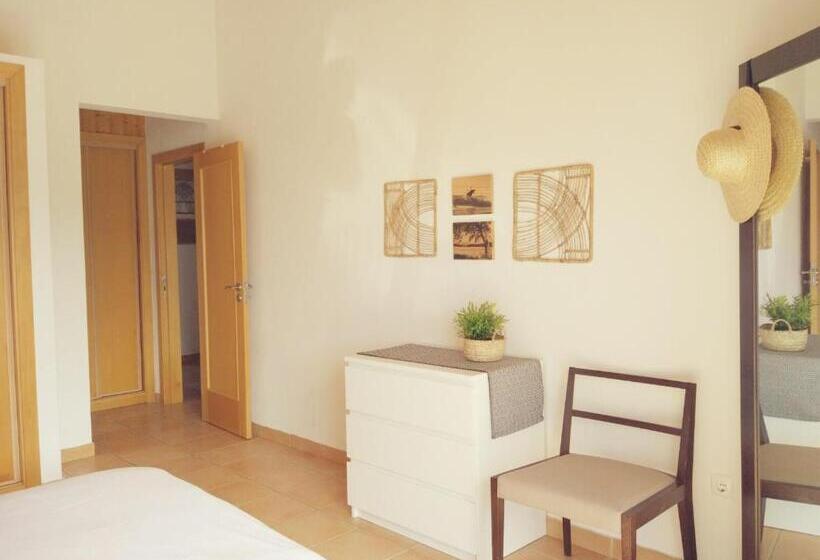 פנסיון Endless Summer Surf House