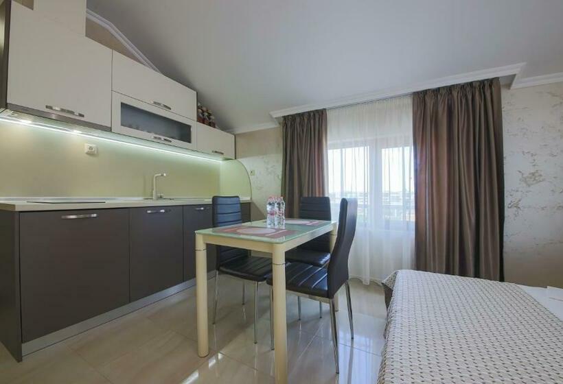 פנסיון Guesthouse Phoenix