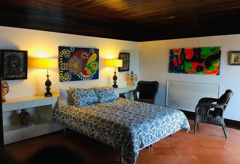 بنسيون Herdade Amália Rodrigues