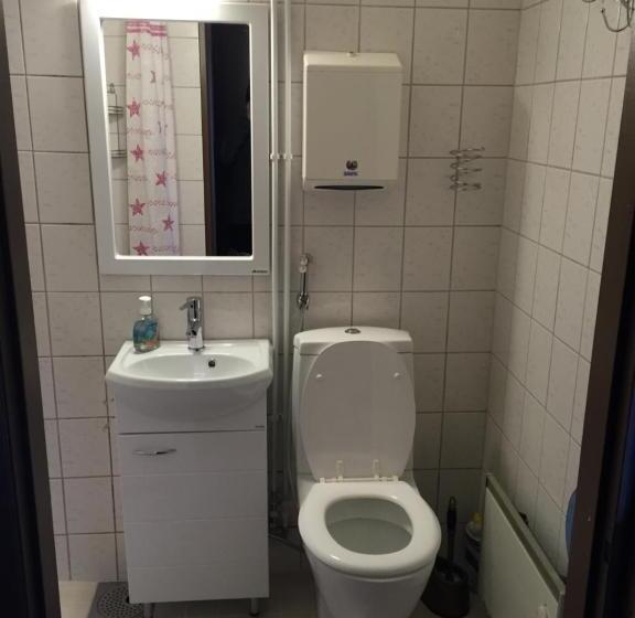 بنسيون Kerihovi   Hostel