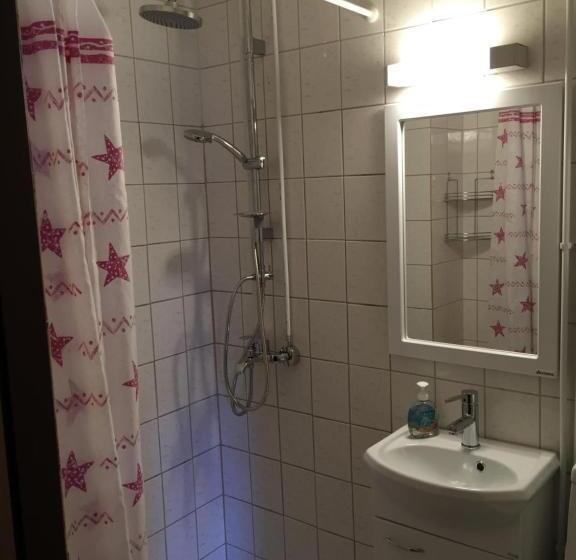 بنسيون Kerihovi   Hostel