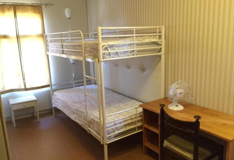 بنسيون Kerihovi   Hostel