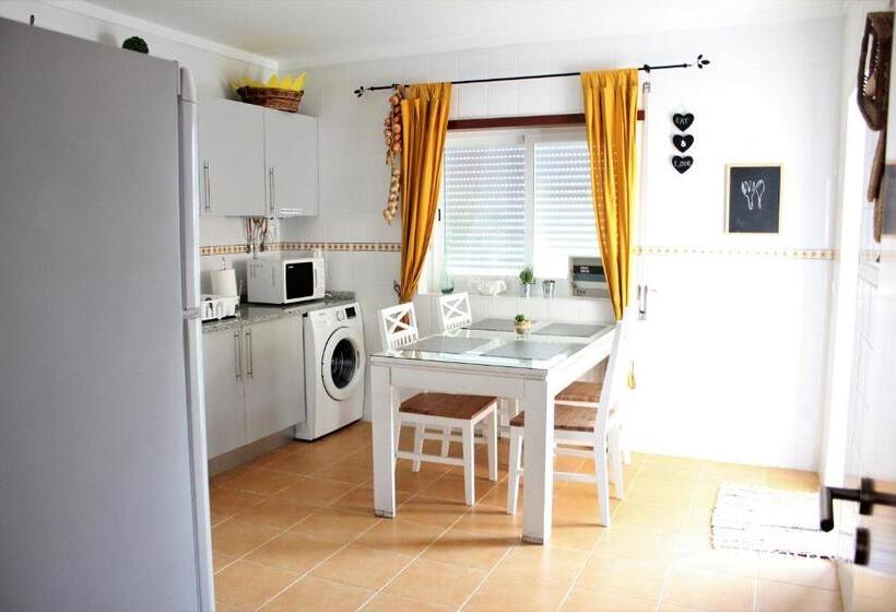 Пансион Lilas Private Accommodation