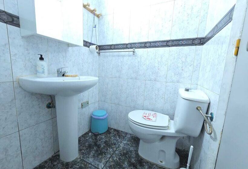 بنسيون Low Cost Room Las Llaves 3