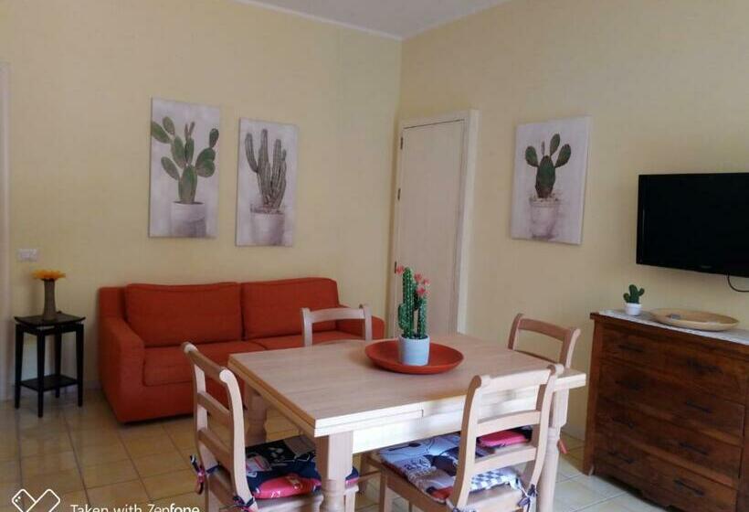 Пансион Luigi Apartments&rooms