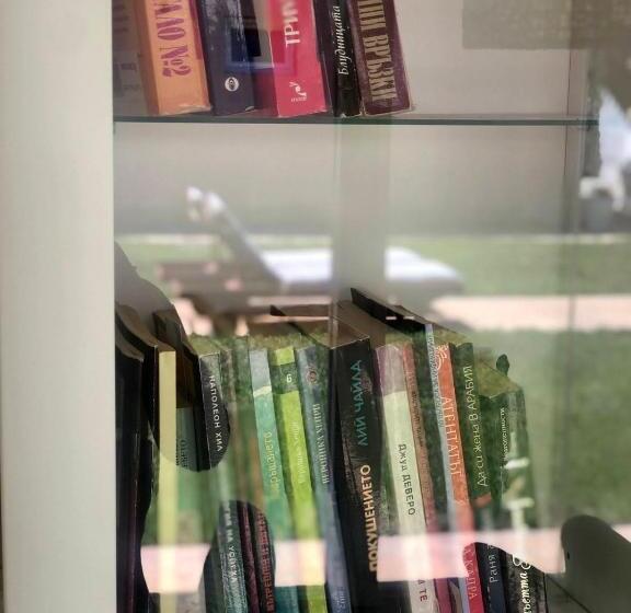 Пансион Red House Family