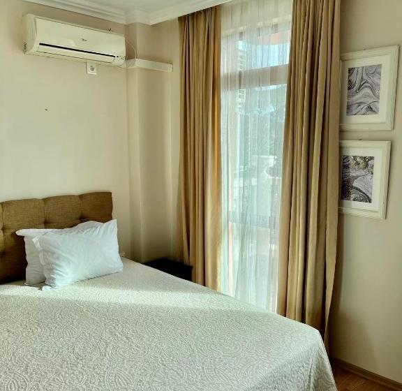 Пансион Red House Family