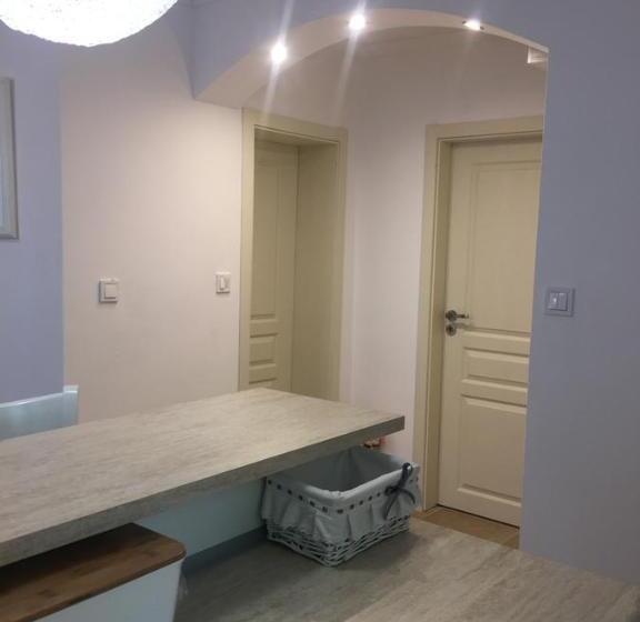 Пансион Red House Family