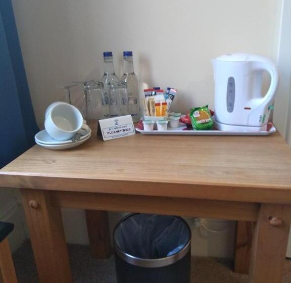 Пансион Tirionfa Guest House