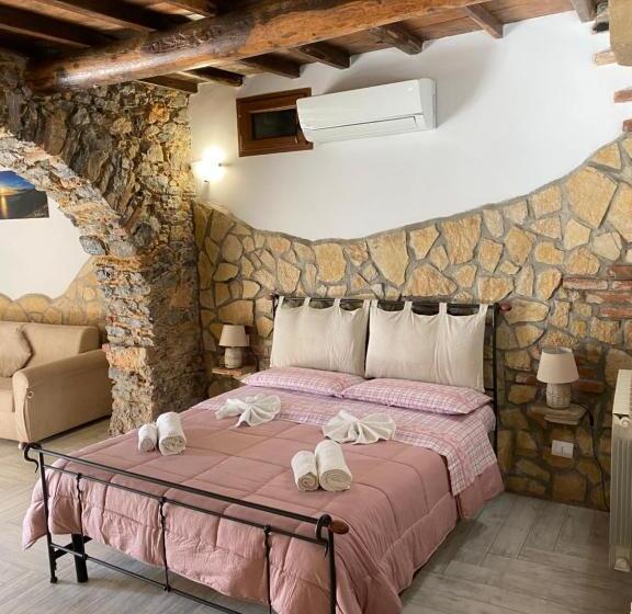 پانسیون Trilogy