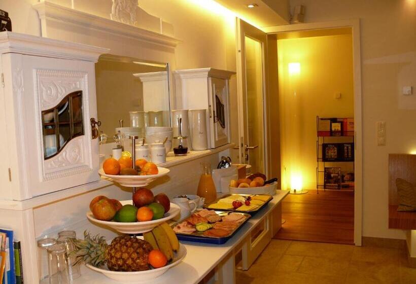 פנסיון Villa Am Park