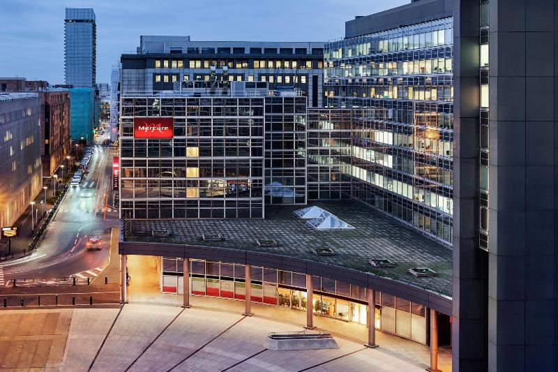 Residence Mercure Paris La Defense Grande Arche