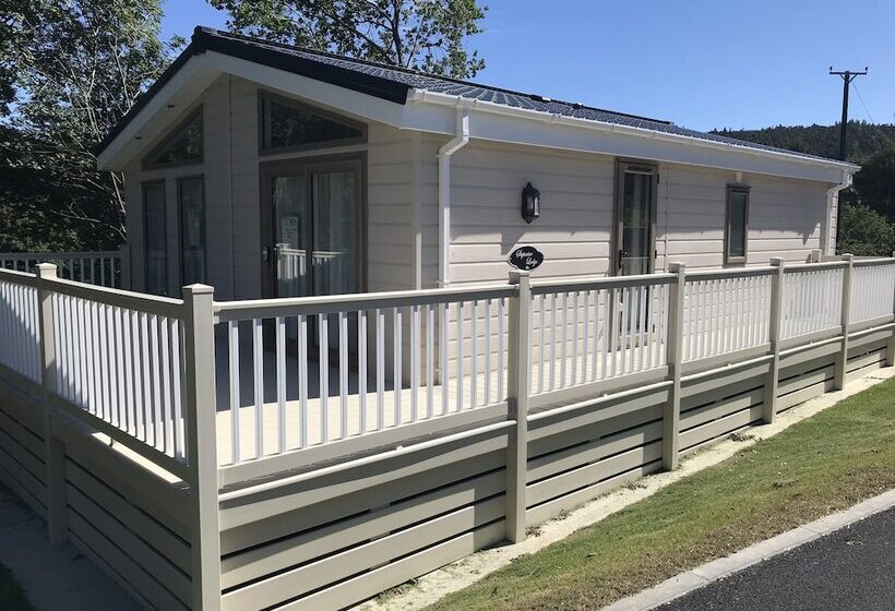 Riverside Rothbury Superior Lodge