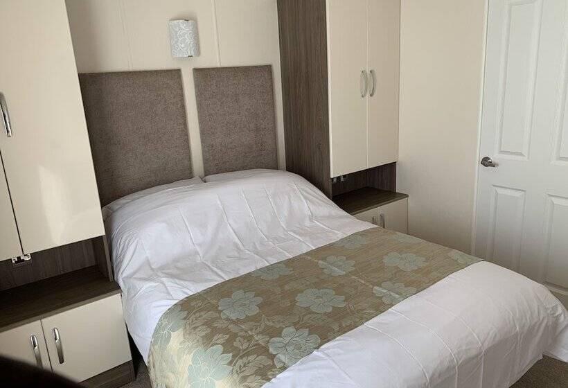 Riverside Rothbury Superior Lodge