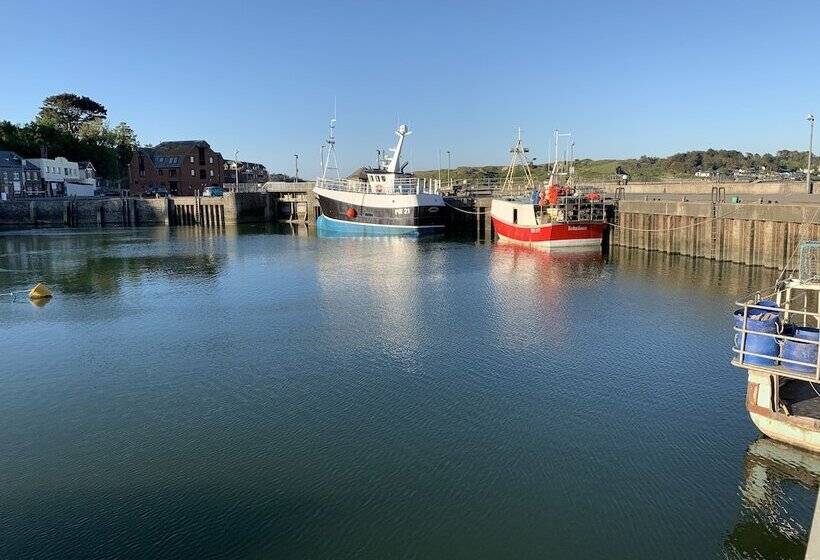 The Padstow Cottage   Coswarth House