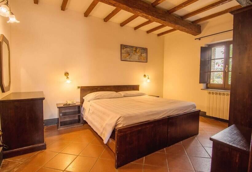 Vintage Apartment In Magione With Swimming Pool