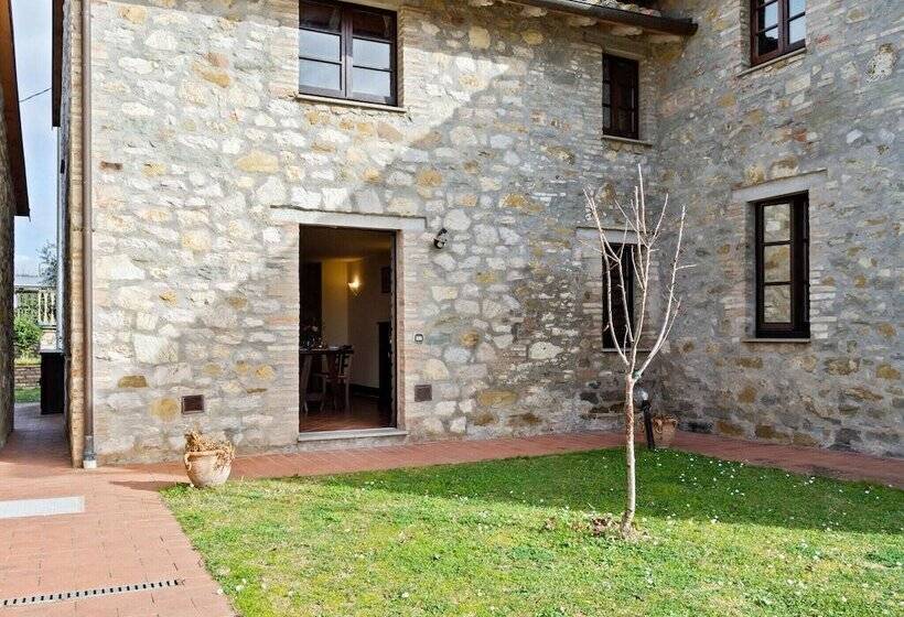 Vintage Apartment In Magione With Swimming Pool