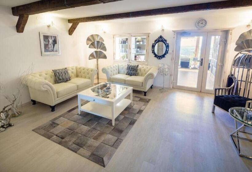 Wellness Hotel V Nebi