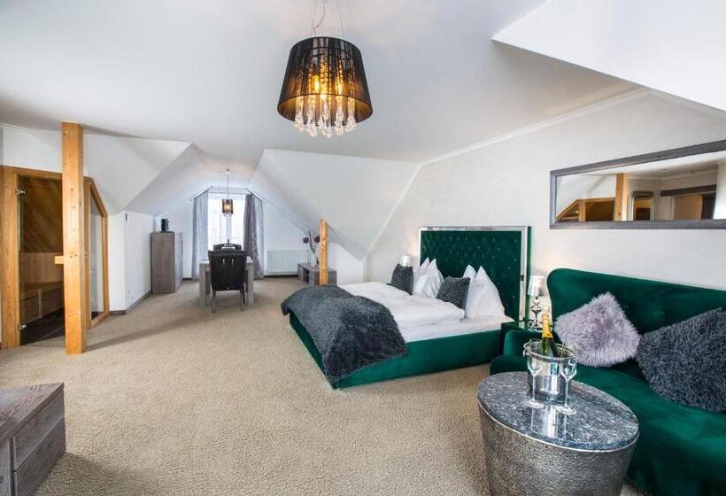 Wellness Hotel V Nebi