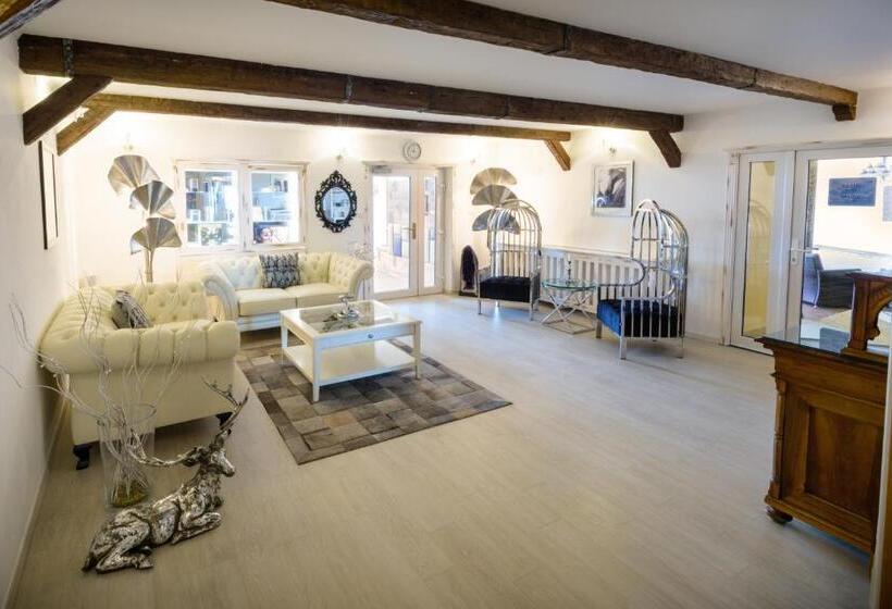 Wellness Hotel V Nebi