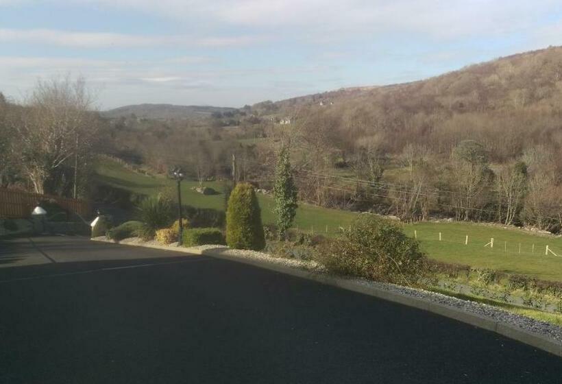 Woodview Bed & Breakfast