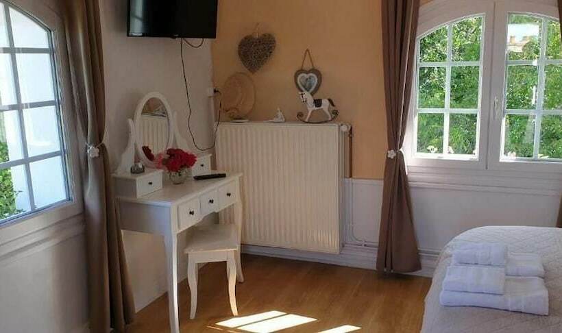 Bed and Breakfast Les Insolites De La Pouillyzotte