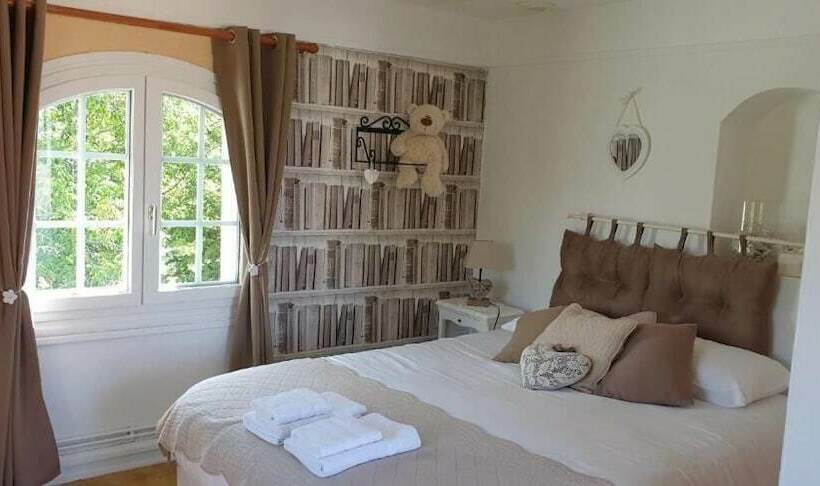 Bed and Breakfast Les Insolites De La Pouillyzotte