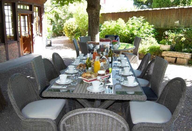 Bed and Breakfast Les Insolites De La Pouillyzotte