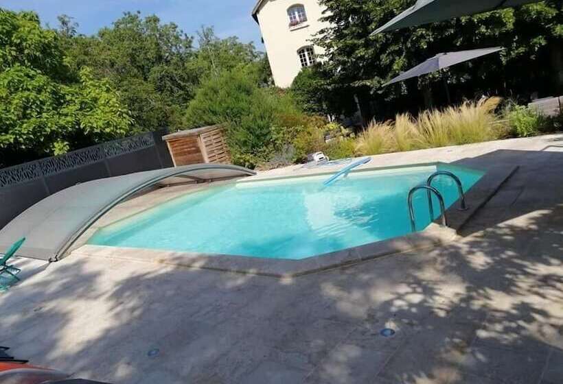 Bed and Breakfast Les Insolites De La Pouillyzotte